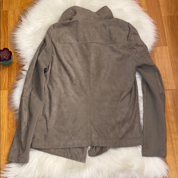 BB Dakota Wade Faux Suede Drape Jacket in Toffee S - Picture 8 of 8